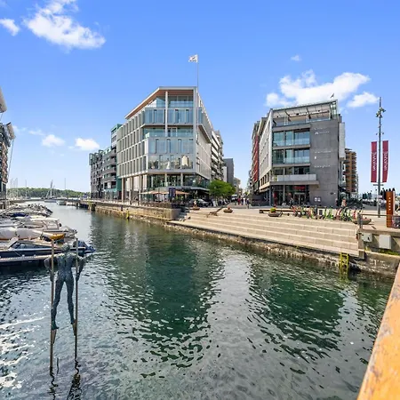 Seaside With Location In Center Leilighet *
