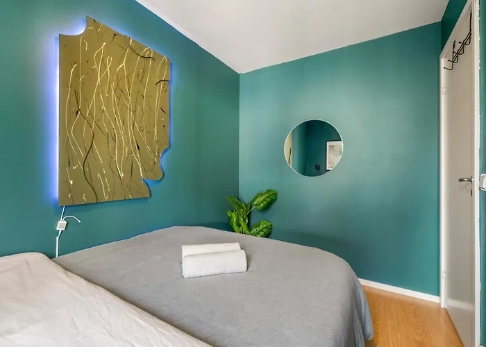 Seaside With Location In Center Oslo